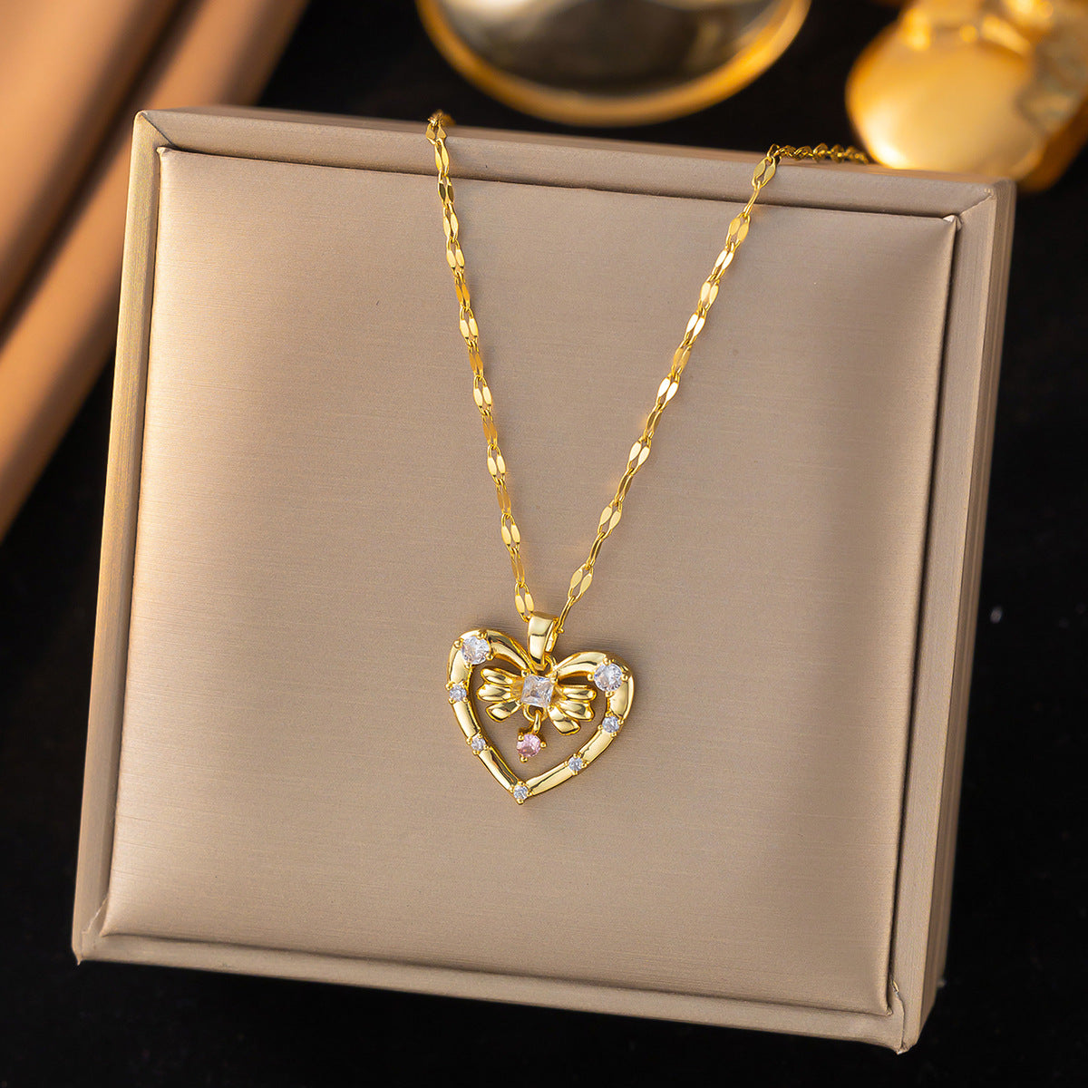 Collier Doré Coeur Diamants